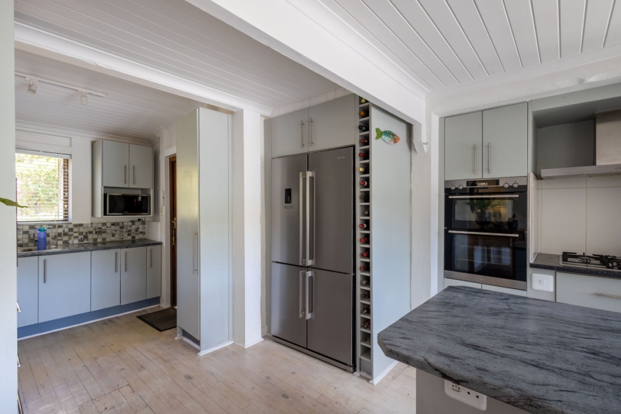 3 Bedroom Property for Sale in The Crags Western Cape